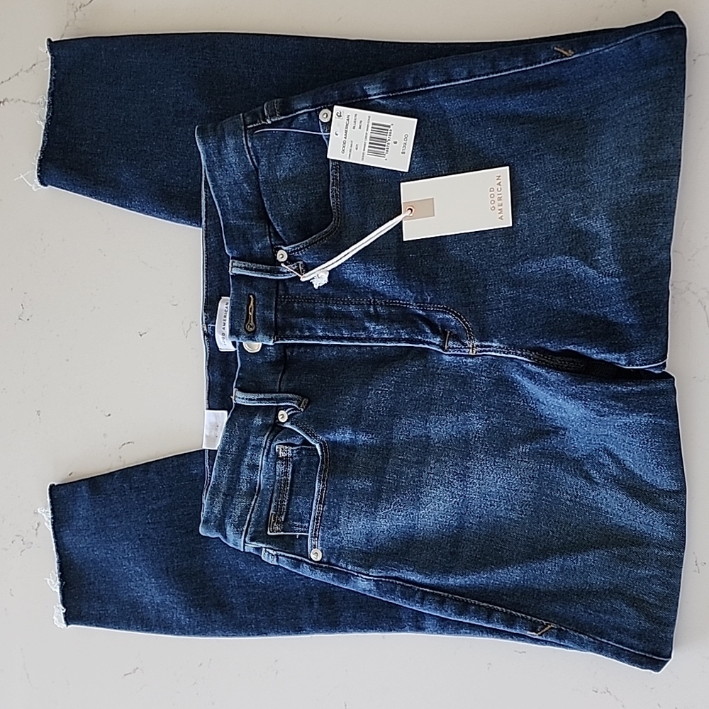 PRICE DROP-Good American Good Waist Crop Raw Edge Jean - size 6